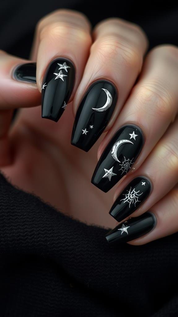 7_Creative_October_Nails_Art_Ideas_to_Celebrate_the_Season_0004.jpg