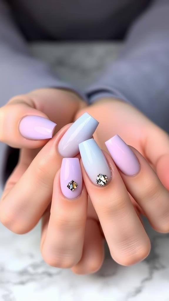 7_Stylish_August_Nail_Looks_for_Summer_0006.jpg