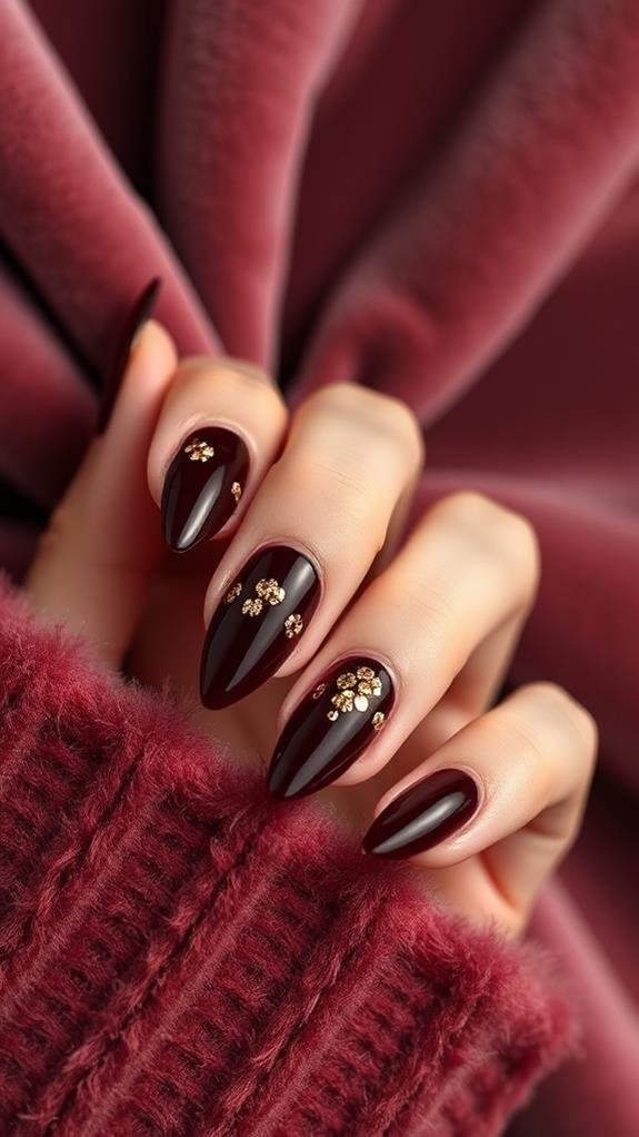 10_MustTry_Fall_Almond_Shaped_Nails_0003.jpg